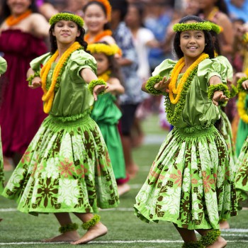 hawaiian-hula-dancers