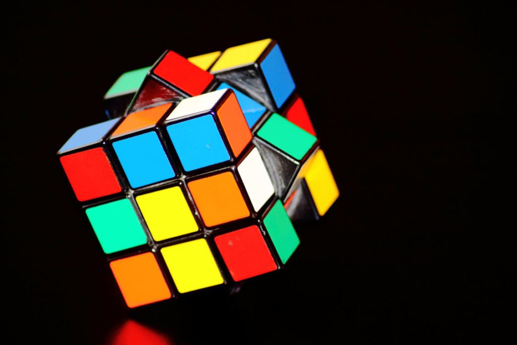 magic-cube-cube-puzzle-play